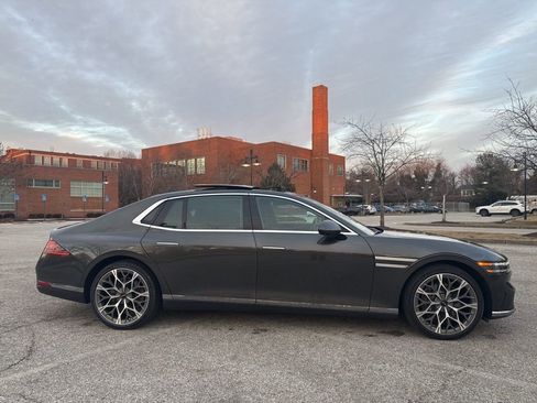 Used 2024 Genesis G90 3.5T image 8