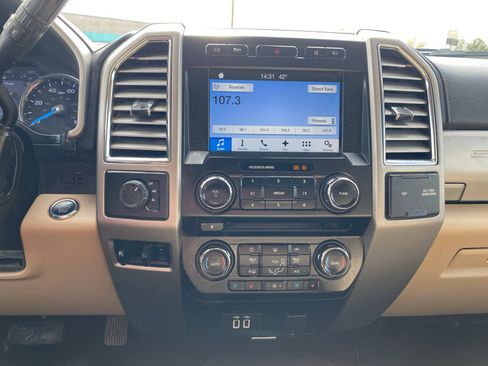 Used 2017 Ford F350 Lariat w/ Lariat Ultimate Package AWD/4WD image 7