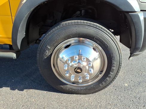 Used 2018 RAM 5500 Tradesman w/ Power & Remote Entry Group image 23