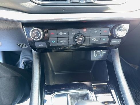 Certified 2023 Jeep Compass High Altitude image 15