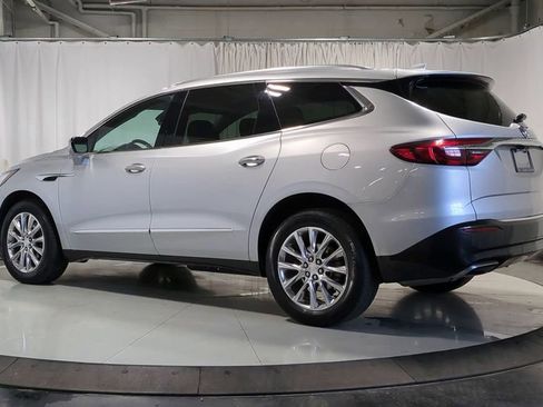 Used 2021 Buick Enclave Premium w/ Surround and Sites Package image 8