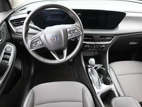 Used 2025 Buick Encore GX Preferred image 13