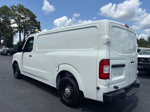 Used 2020 Nissan NV 2500 SV RWD image 7
