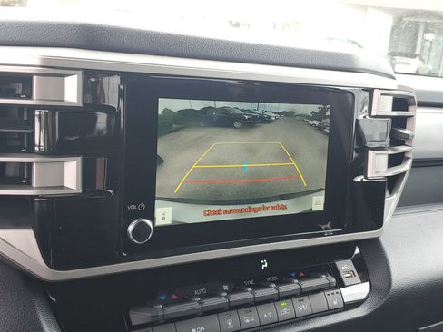 Certified 2026 Toyota Tundra SR5 w/ SR5 Premium Package AWD/4WD image 26