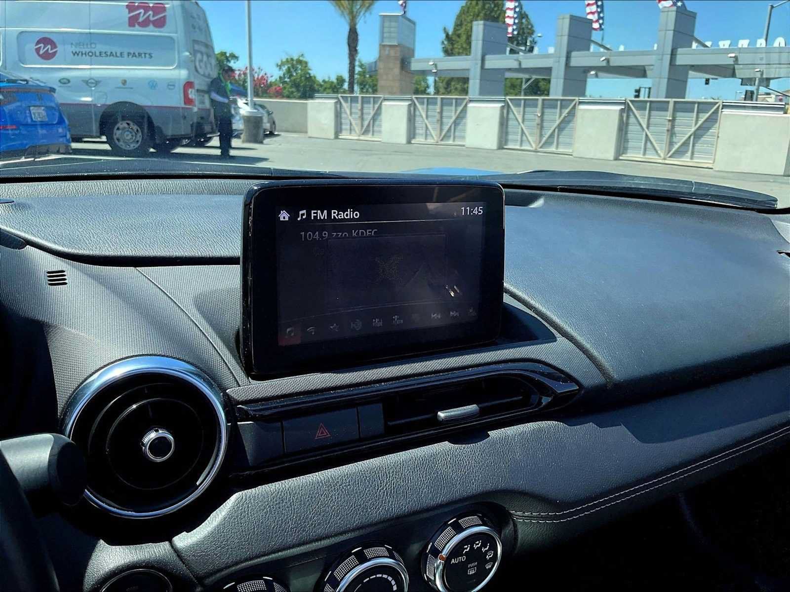Used 2021 MAZDA MX-5 Miata Grand Touring RWD image 22
