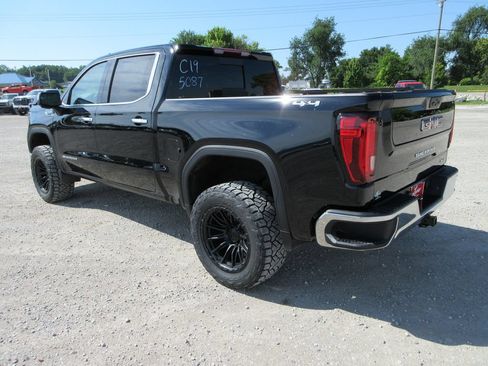 New 2026 GMC Sierra 1500 SLT w/ SLT Convenience Package AWD/4WD image 11