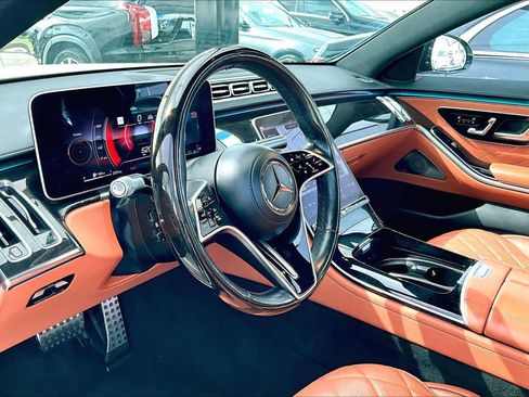 Used 2023 Mercedes-Benz S 500 4MATIC image 18