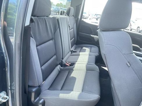 Used 2019 Chevrolet Silverado 1500 LT w/ All Star Edition AWD/4WD image 24
