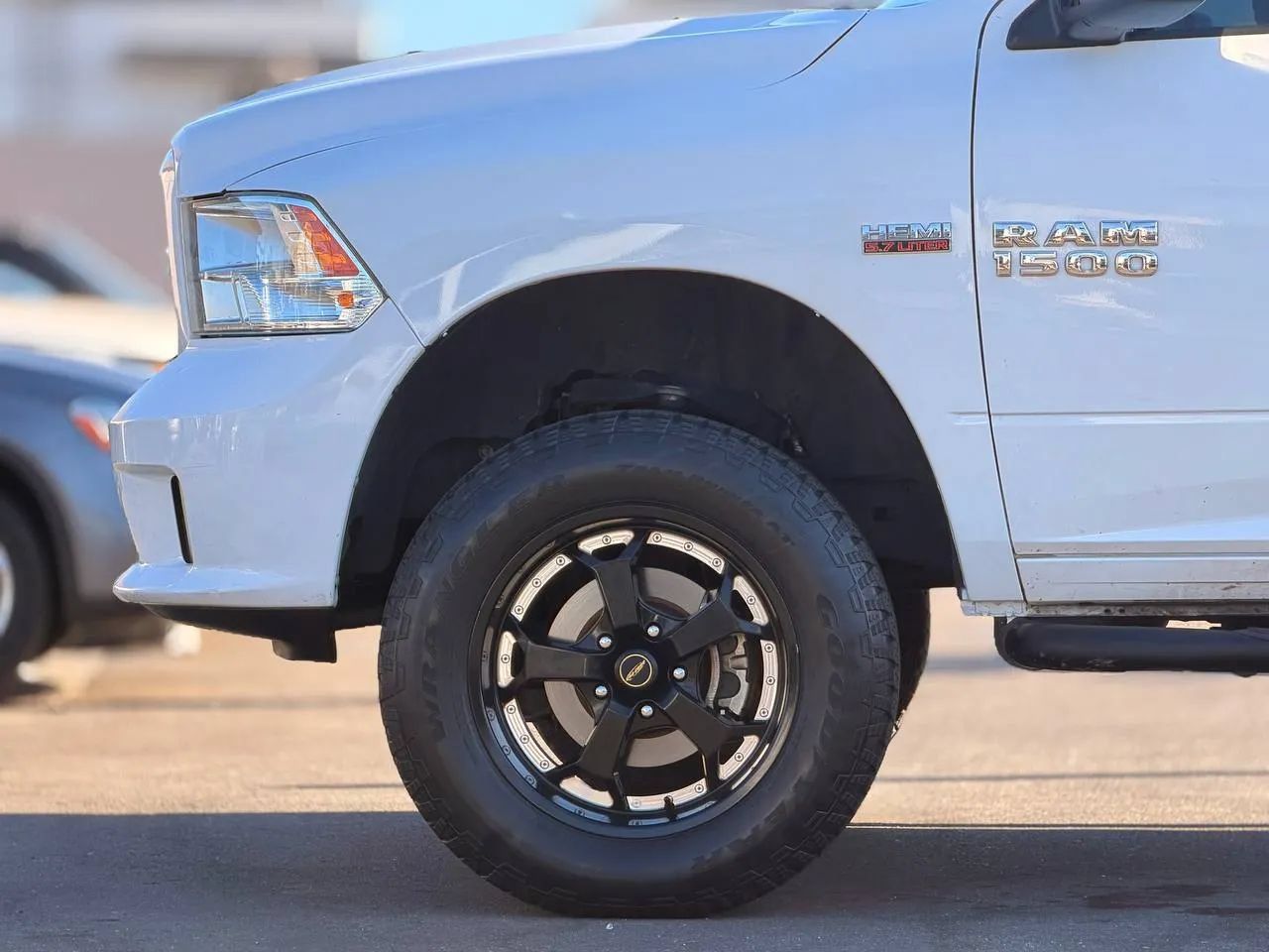 Used 2014 RAM 1500 Express AWD/4WD image 7