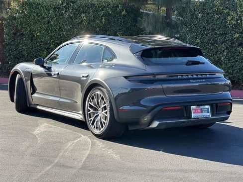 Used 2023 Porsche Taycan 4S image 4