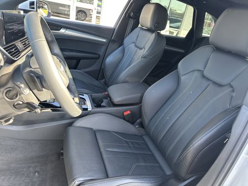 Used 2025 Audi Q5 2.0T Premium image 10