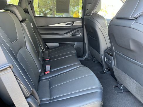 Certified 2023 INFINITI QX60 Luxe w/ Performance Audio Package FWD image 22
