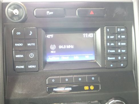 Used 2018 Ford F250 XL w/ Power Equipment Group image 22