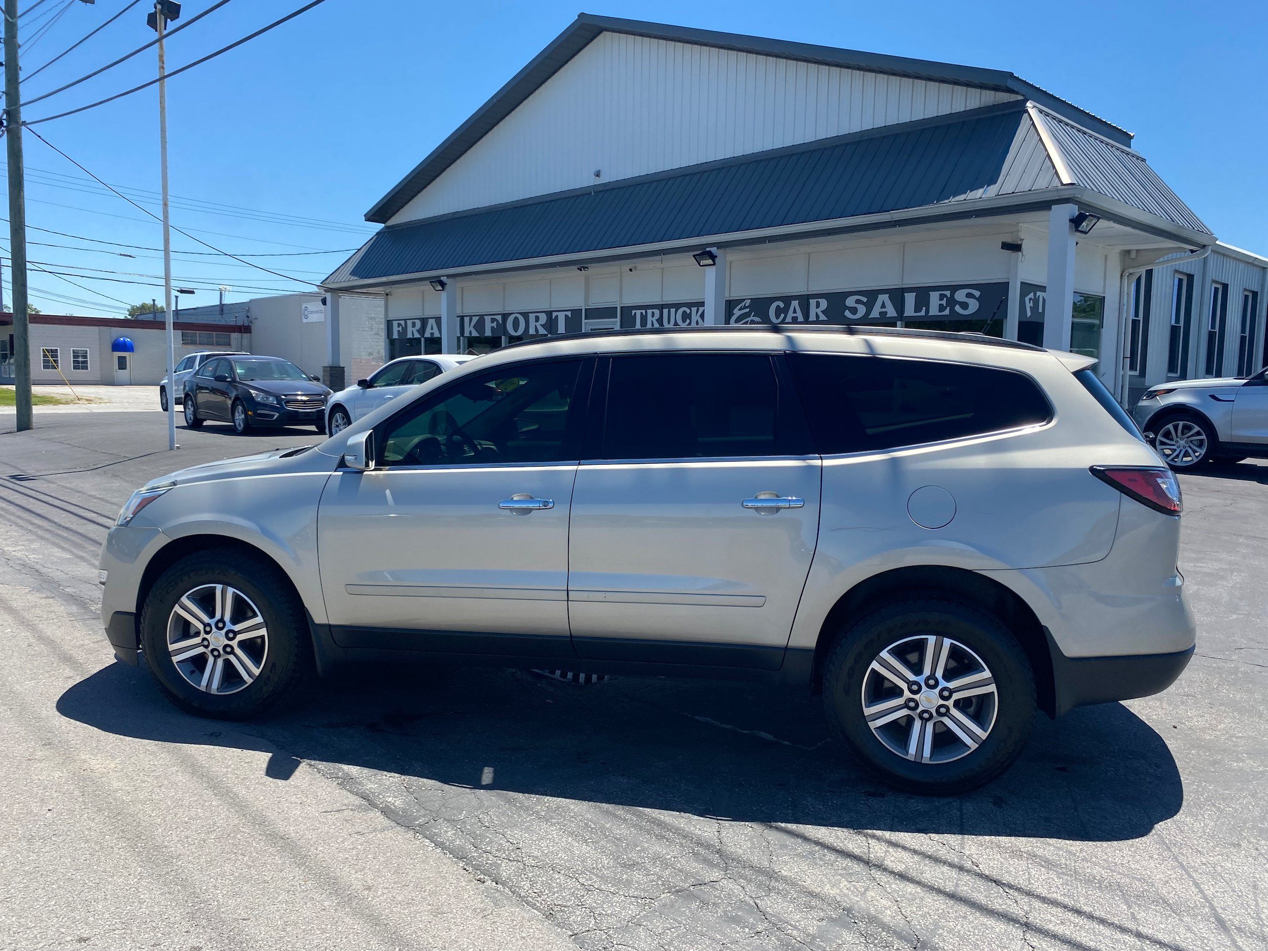 Used 2017 Chevrolet Traverse LT FWD image 8