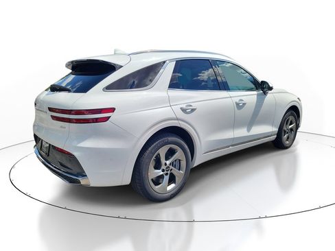 New 2026 Genesis GV70 2.5T Advanced AWD/4WD image 2