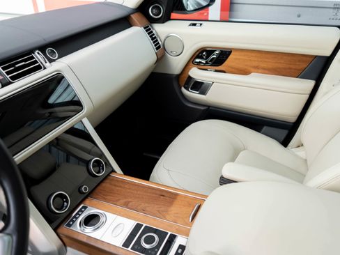 Used 2021 Land Rover Range Rover HSE AWD/4WD image 18