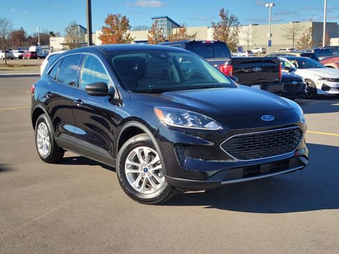 Certified 2022 Ford Escape SE w/ Convenience Package image 33