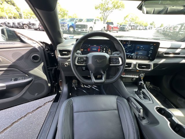 New 2026 Ford Mustang GT Premium w/ GT Performance Package RWD image 32