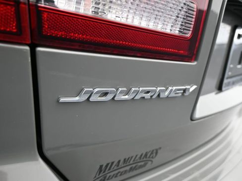 Used 2020 Dodge Journey Crossroad image 34