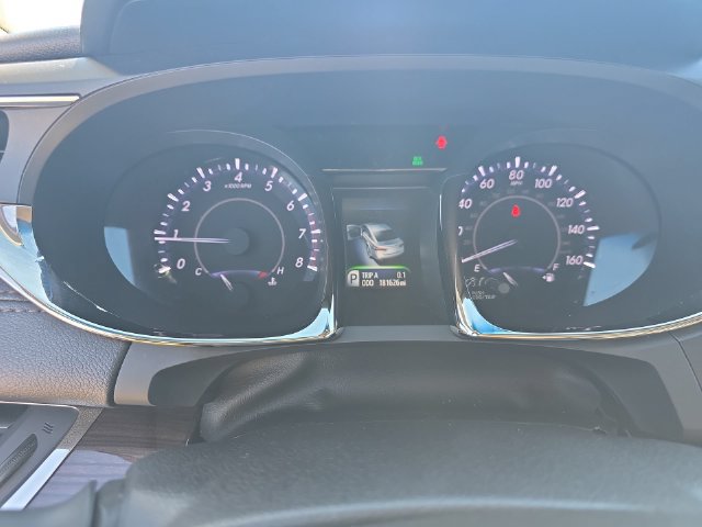 Used 2013 Toyota Avalon XLE Touring FWD image 19
