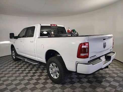 Used 2023 RAM 2500 Laramie AWD/4WD image 3