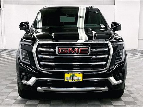 Used 2025 GMC Yukon XL Elevation w/ Elevation Premium Package AWD/4WD image 4