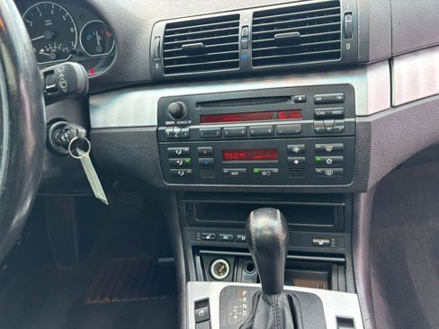 Used 2005 BMW 330i 330i image 20