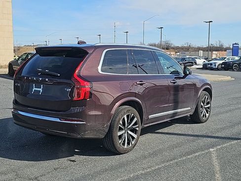 Used 2025 Volvo XC90 T8 Core image 12