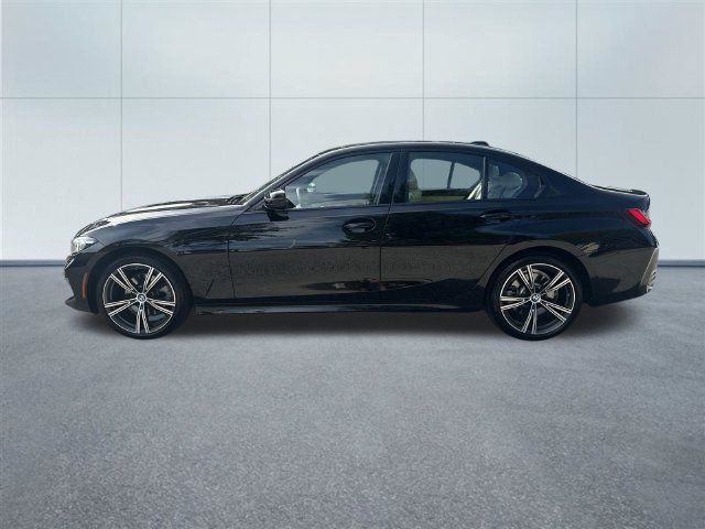 Certified 2023 BMW 330i xDrive Sedan w/ Premium Package AWD/4WD image 8