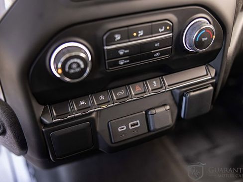 Used 2022 Chevrolet Silverado 1500 Custom w/ LPO, Dark Essentials Package AWD/4WD image 28