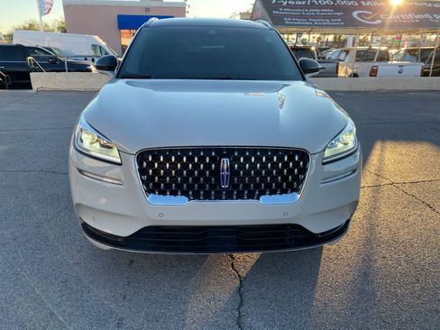 Used 2022 Lincoln Corsair Grand Touring w/ Elements Technology Bundle image 2