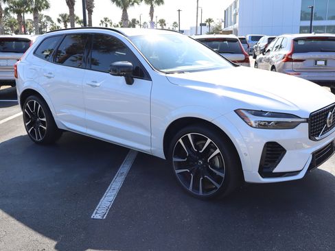 Certified 2024 Volvo XC60 T8 Ultimate w/ Protection Package Premier image 1
