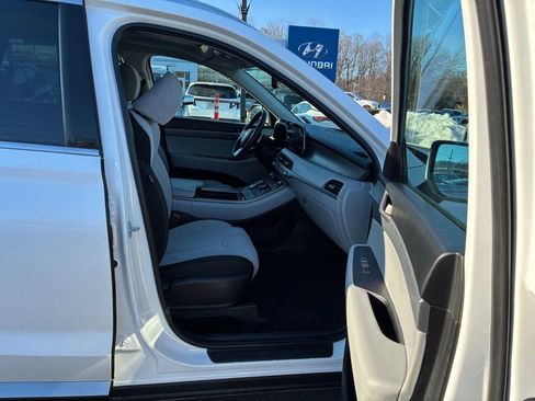 Used 2022 Hyundai Palisade SEL image 21