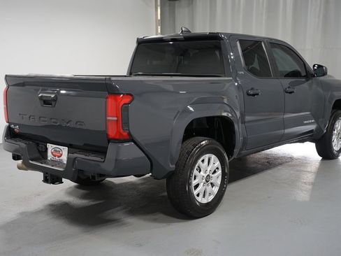 Certified 2024 Toyota Tacoma SR5 image 8