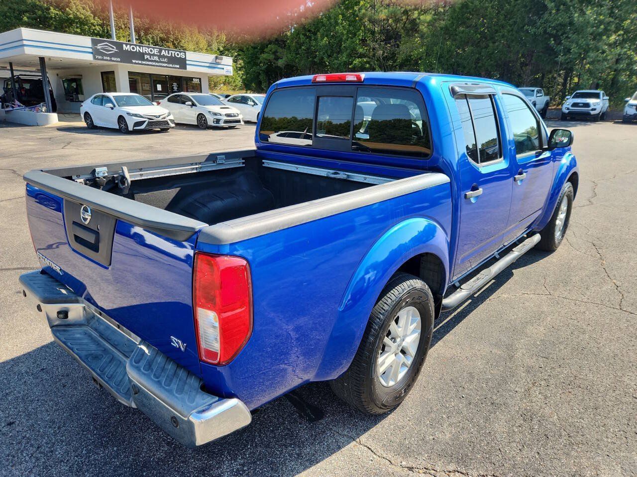 Used 2015 Nissan Frontier SV w/ SV Value Truck Package RWD image 8