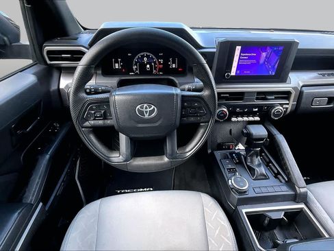 Certified 2024 Toyota Tacoma SR5 AWD/4WD image 6