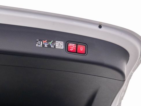 New 2026 Mercedes-Benz GLC 300 GLC 300 image 30