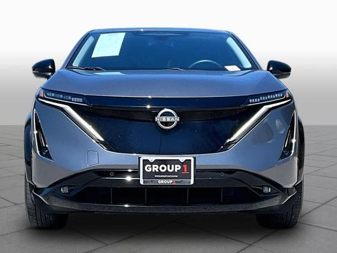 Used 2024 Nissan Ariya AWD image 3