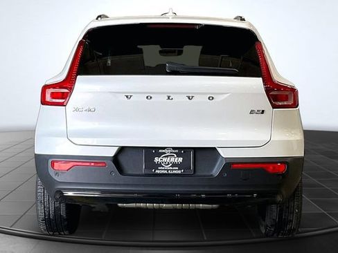 Certified 2023 Volvo XC40 B5 Plus w/ Protection Package Premier AWD/4WD image 5