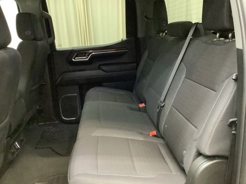 Used 2024 Chevrolet Silverado 1500 LT AWD/4WD image 25