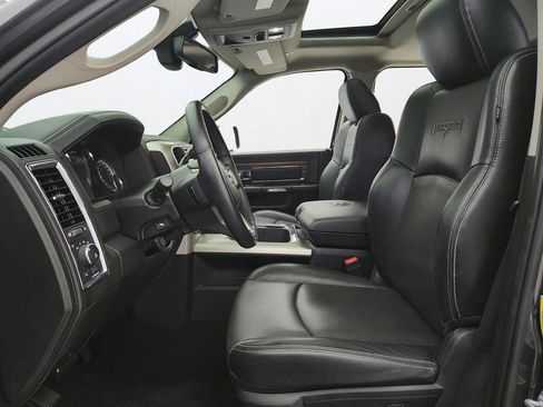Used 2017 RAM 2500 Laramie w/ Sport Appearance Group AWD/4WD image 10