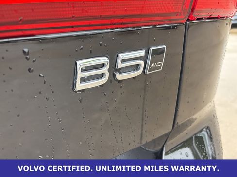 Certified 2025 Volvo XC60 B5 Ultra w/ Protection Package Premier image 9