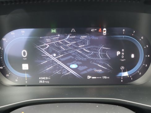 Certified 2025 Volvo XC40 B5 Core image 24