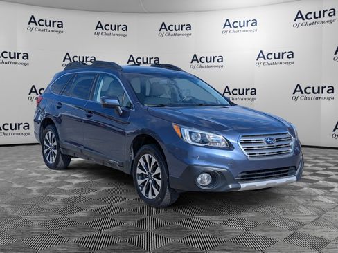 Used 2017 Subaru Outback 2.5i Limited image 2