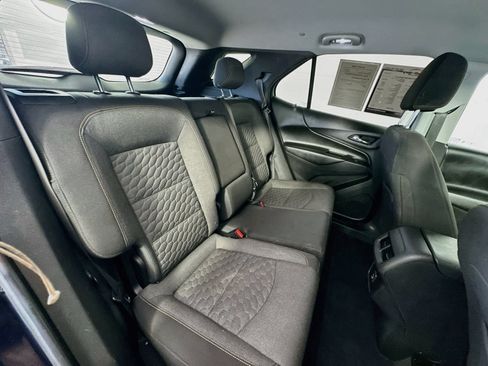 Used 2021 Chevrolet Equinox LT FWD image 26