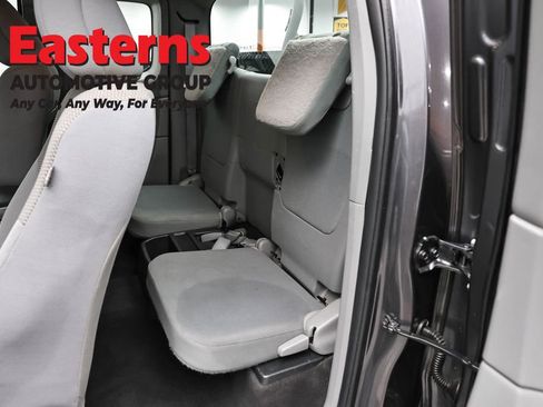 Used 2015 Toyota Tacoma 2WD Access Cab image 21