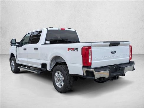 New 2026 Ford F250 XLT w/ FX4 Off-Road Package image 2