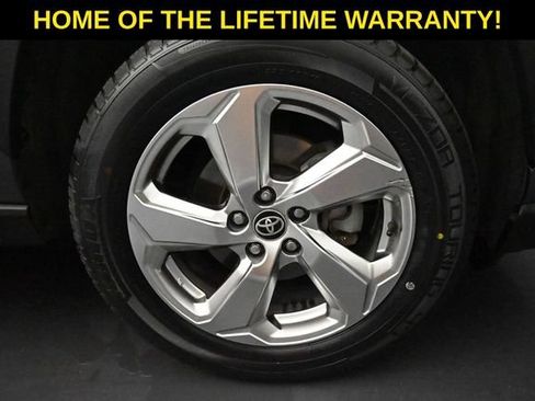 Used 2021 Toyota RAV4 Limited AWD/4WD image 43