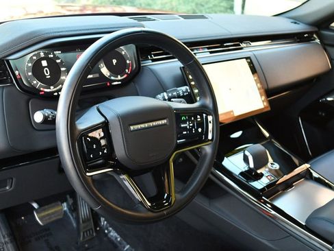 Used 2024 Land Rover Range Rover Sport Dynamic SE image 11