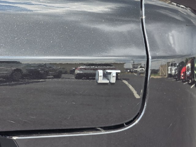 Used 2025 Chevrolet TrailBlazer LT AWD/4WD image 28